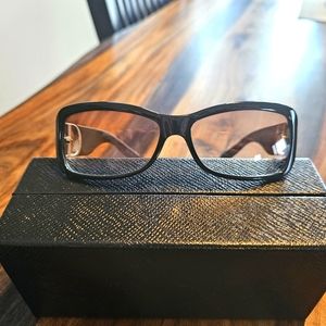 Dior Day2 women's Sunlasses (authentic)